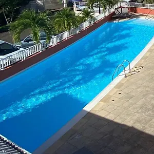  Appartement Le Paradis De La Baie 4 Couchages à 2 Minutes Des Plages De Tartane équipé